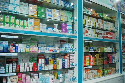Xin cấp chứng chỉ hành nghề dược 15-co-so-ban-le-thuoc-bi-xu-phat-vi-nhieu-vi-pham